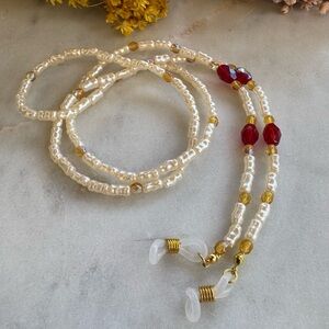Elegant Pearl and Red Beaded Necklace